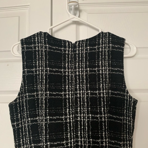 Calvin Klein like new worn a few times PFSF home gorgeous lined stretch dress - Picture 5 of 7